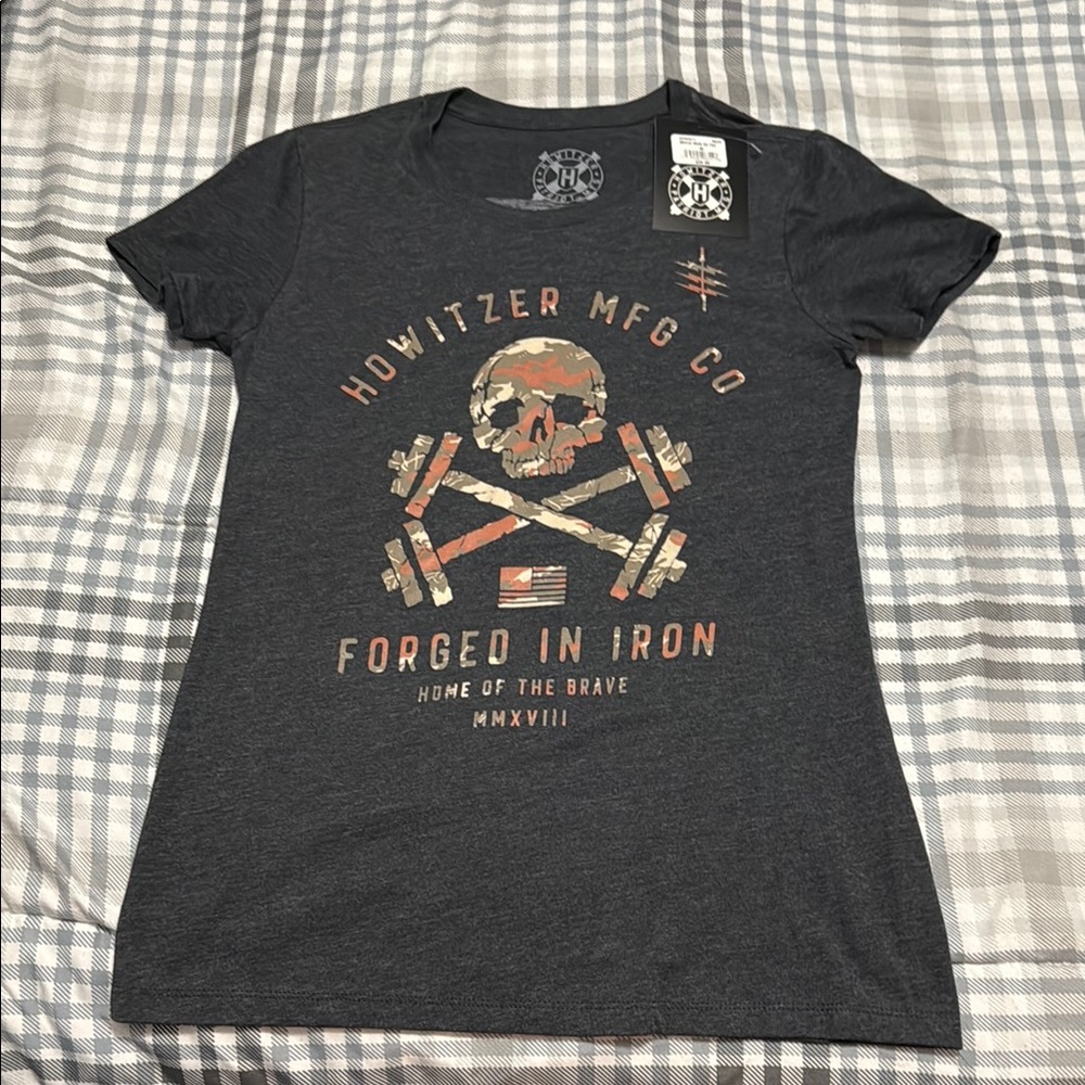 Howitzer Graphic Tee in Dark Gray